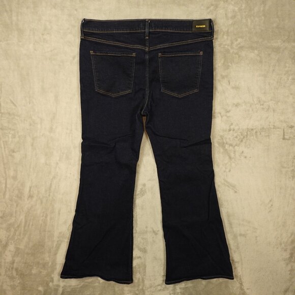 Express Jeans ’70s Flare Mid Rise Dark Wash Jean Women’s Size 16R - Picture 9 of 13